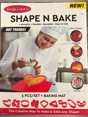 Doohickey Shape 'n' Bake, flexible silicone baking set.